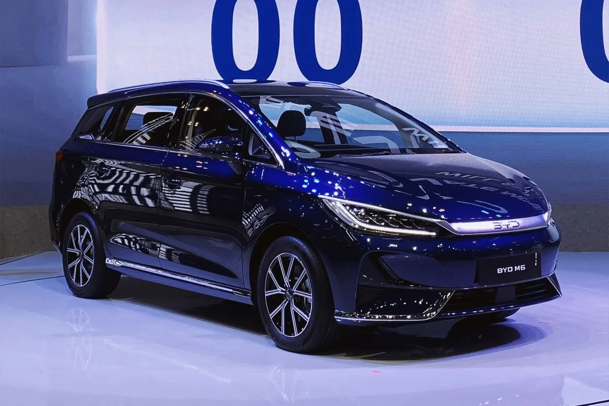 Menggebrak Pasar: MPV Listrik BYD M6 Dirancang Eksklusif untuk Indonesia