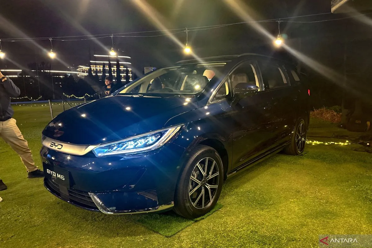 BYD Janji Kirim MPV Listrik M6 ke Konsumen dalam 75 Hari Setelah Pemesanan