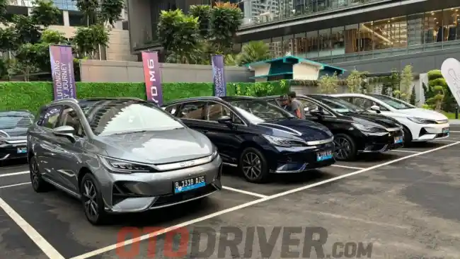 Laris di GIIAS 2024: Cek Perbandingan Detail Dimensi, Baterai, dan Harga BYD M6 vs Aion Y Plus
