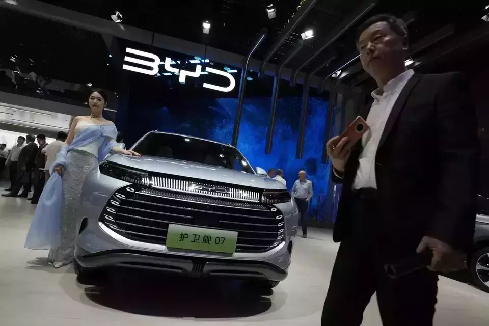 Penjualan Mobil Listrik China BYD Tembus Rekor